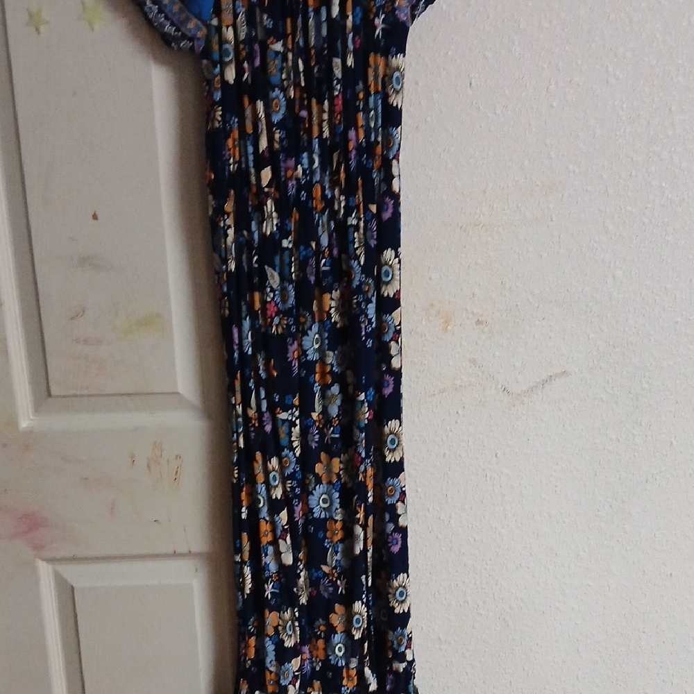 Floral Maxi Dress with Short Sleeves